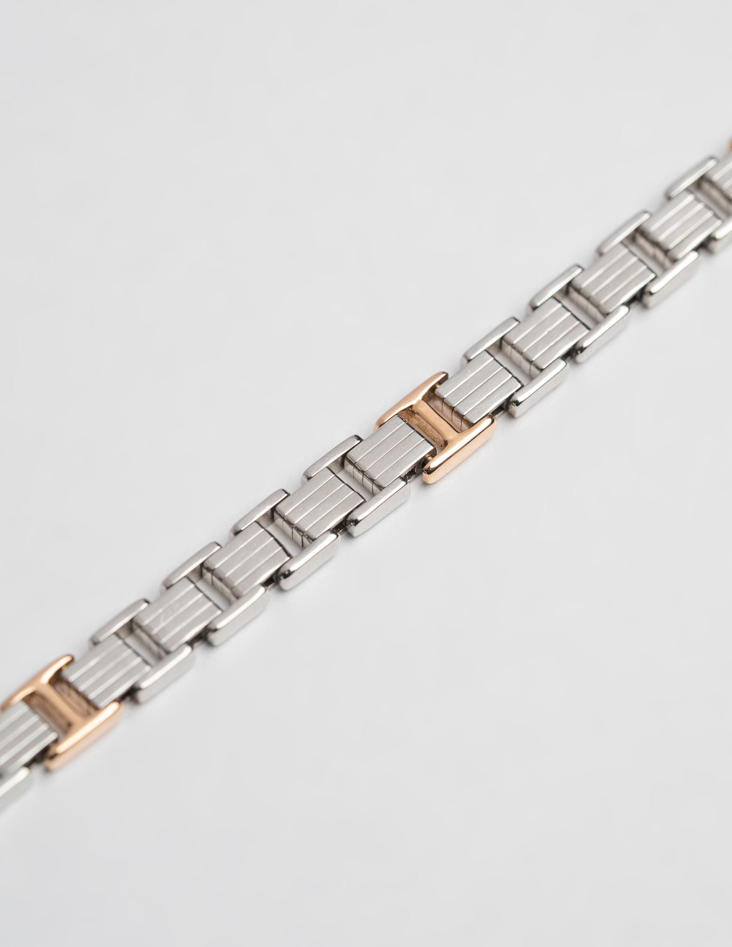 The Dual Frame Bracelet